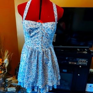 Size 5 halter guess dress